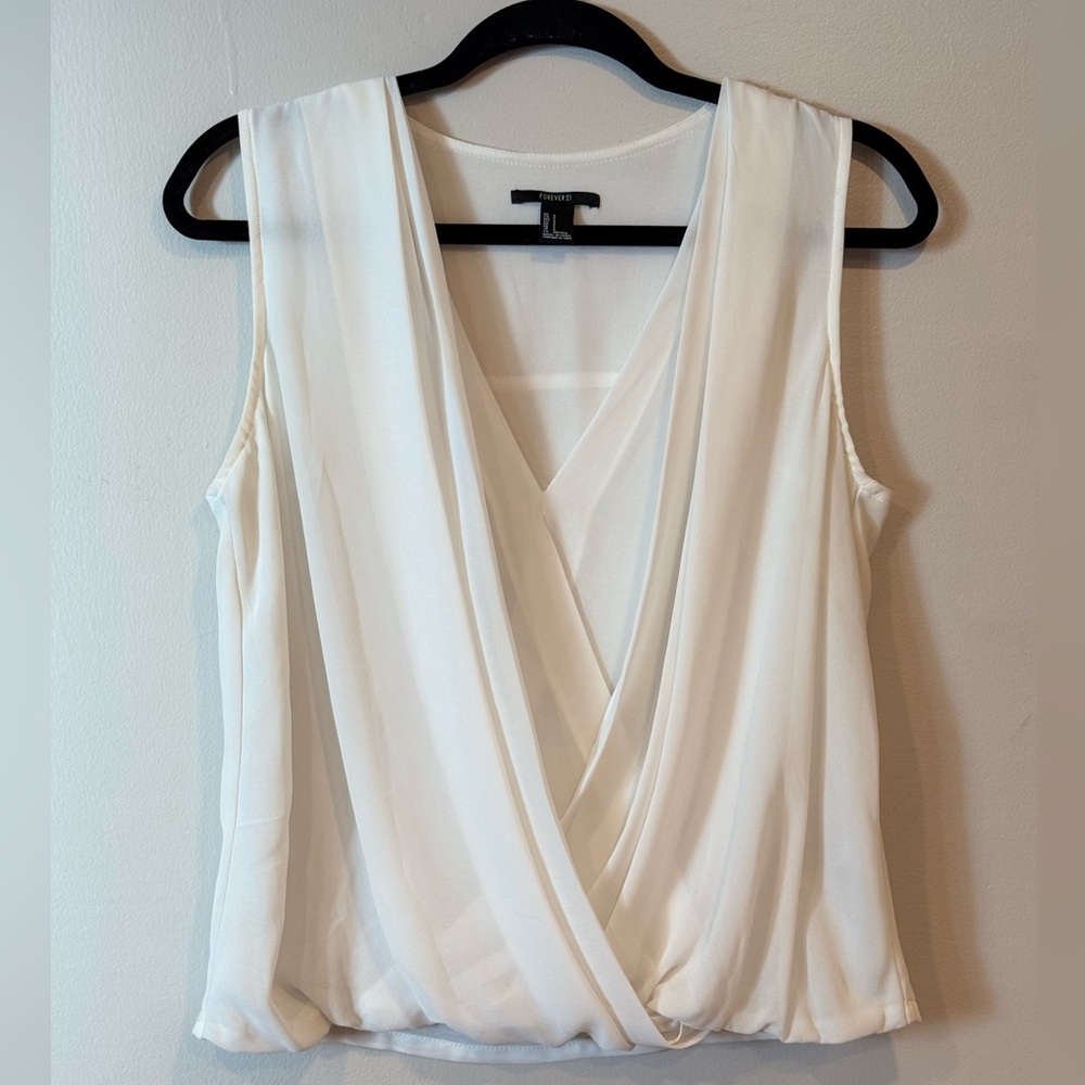 Forever 21 Y2K White Draped Front Sleeveless Blouse Women's Size Small